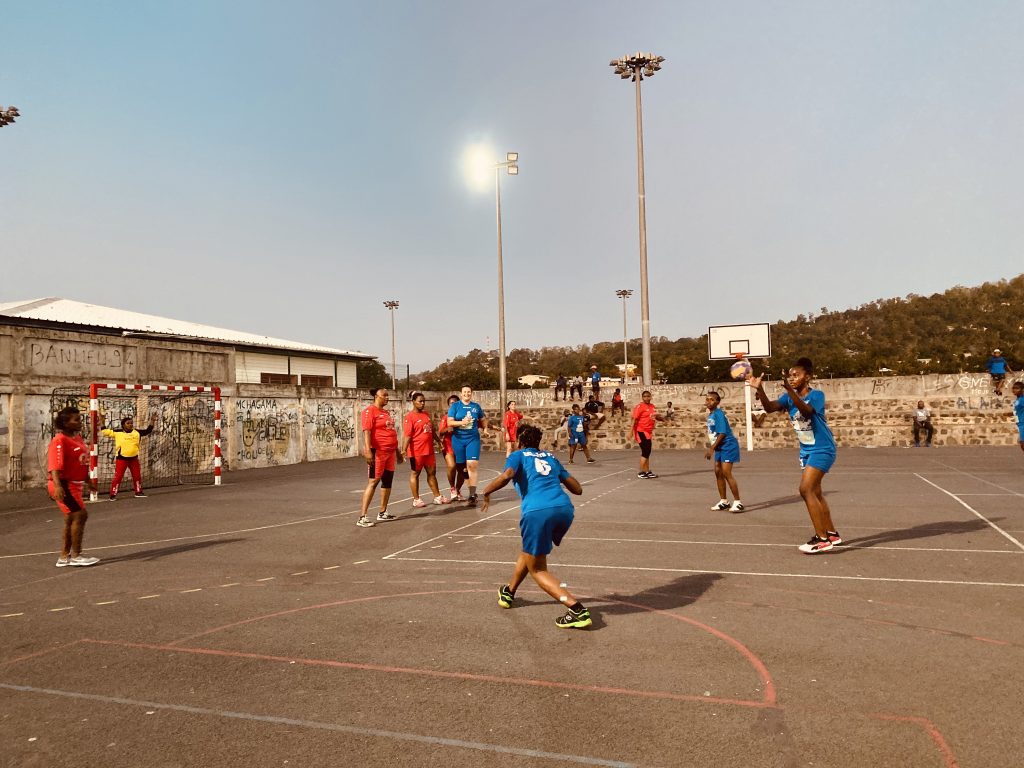 Le HCL au féminin déroule